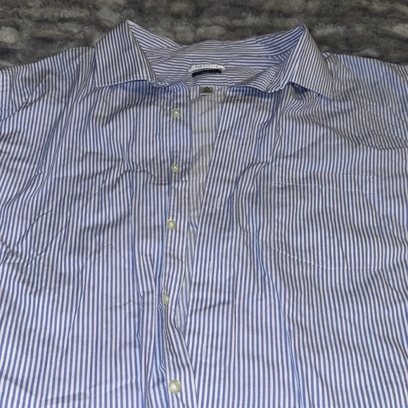 2 Van Heusen Flex Collar Tall 19 dress shirts blue & white - Picture 4 of 7
